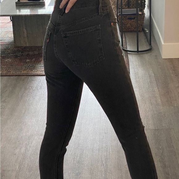 Levi’s 501 - Dark Denim - Picture 2 of 4